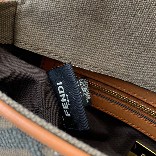 スーパーコピーブランドバッグ素材ディテール